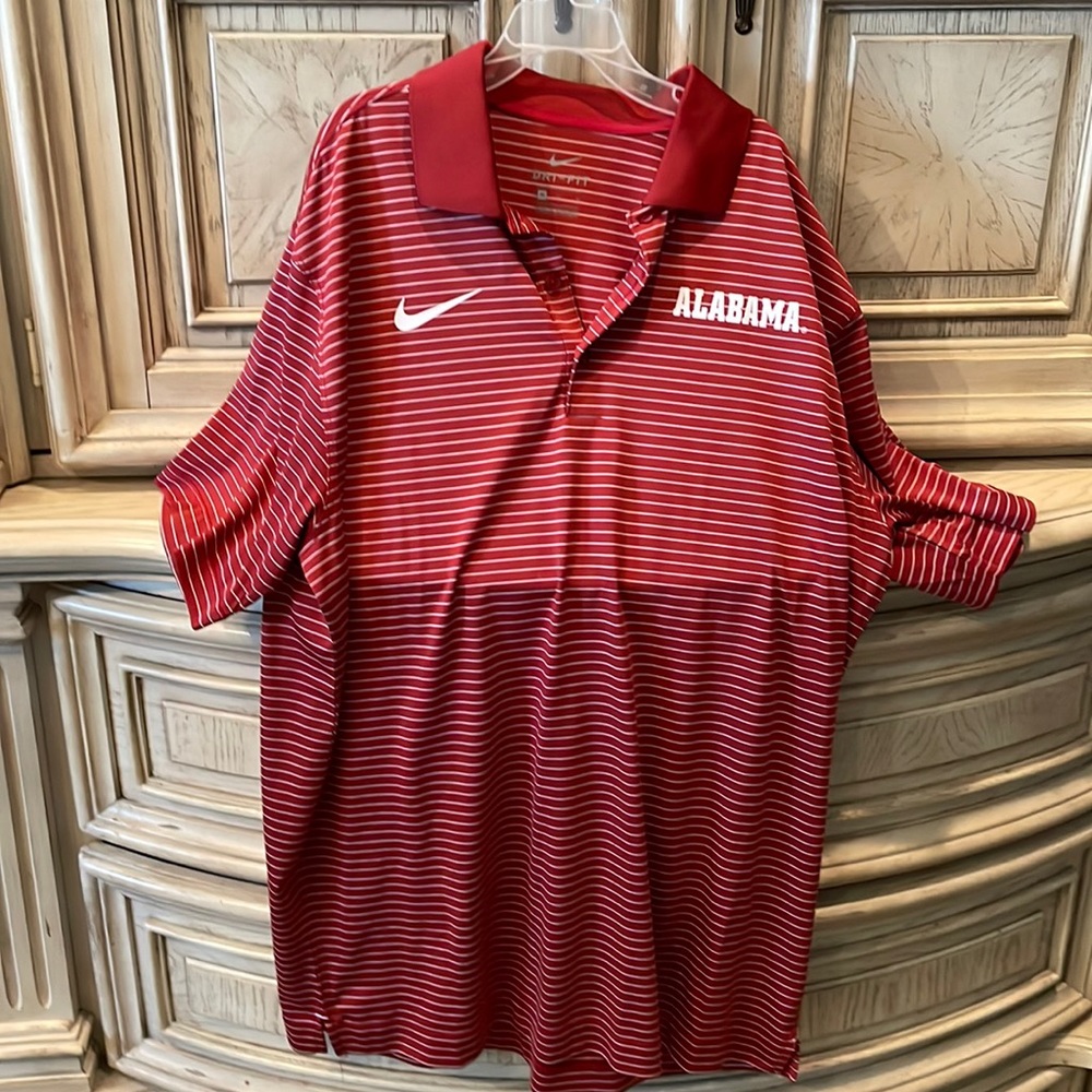 Mens Nike Dry fit Alabama Golf Shirt . Size Medium
